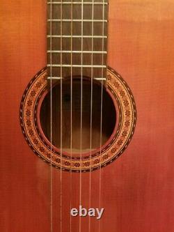 1970s Japanese made Epiphone classical guitar with chipcase excellent condition
