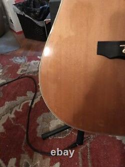 1997-99 Guild DV52-HG withOHSC and K&K Pickup. Made in Westerly RI, USA