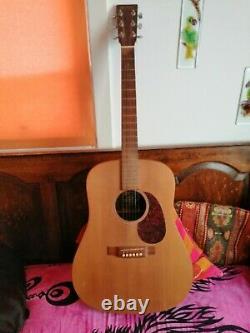 2004 USA-made spruce top Martin & Co accoustic guitar DX1R Dreadnought