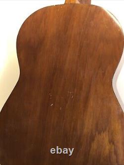 80's Hondo H310 Classical Acoustic Guitar Made In Korea Small Chips As Is