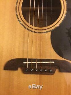 Acoustic Folk Guitar Alvarez Hand Made AF 30 (E 12030047)