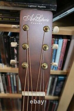 Art & Lutherie acoustic guitar Made in Canada