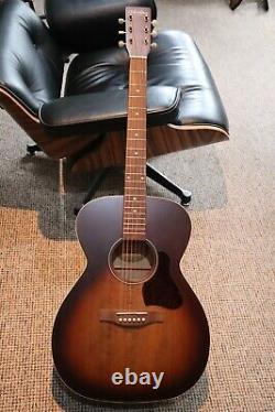 Art & Lutherie acoustic guitar Made in Canada