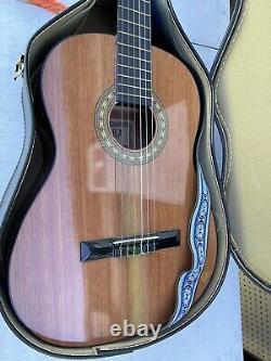 Beautiful Vtg Taka Tg-301 Acoustic Classical Guitar Japanese Made In Korea