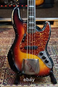 Columbus Made in Japan Jazz Bass Roadworn, USED