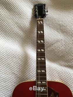 Conqueror Guitar Of Quality Model CS- 27 41272 Made In Japan. With Case