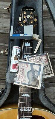 Epiphone EJ 200 Made in Korea/Japan 6 String Acoustic Guitar withCase extras