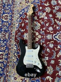 Fender 2001 Stratocaster Made in Mexico Black + Rosewood Board Electric Guitar
