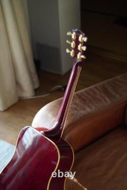 Gibson CustomShop 1960s Hummingbird ADJ / Acoustic Guitar with HC made in 2007
