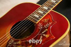 Gibson Hummingbird Custom 19741975 / Acoustic Guitar with Hardcase made in 2005