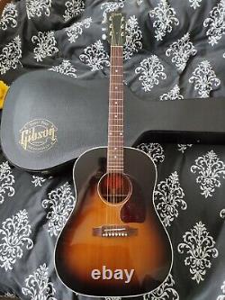 Gibson J45 acoustic guitar. Made In 2000
