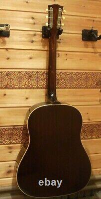 Gibson J-50 ADJ Double Pickguard Made in 1965