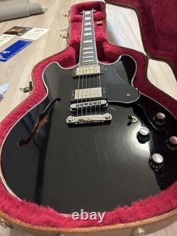 Gibson Midtown Custom Semi-Acoustic / Electric Guitar with HC made in 2010s