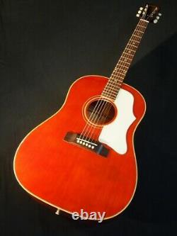 Gibson VINTAGE J-45 Cherry Made in 1968