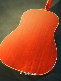 Gibson VINTAGE J-45 Cherry Made in 1968