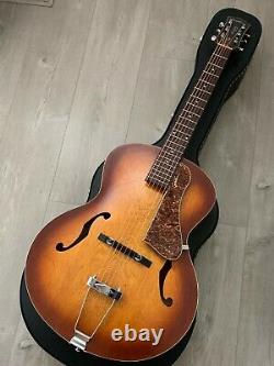 Godin 5th Avenue Archtop Acoustic Guitar Cognac Burst Canadian made