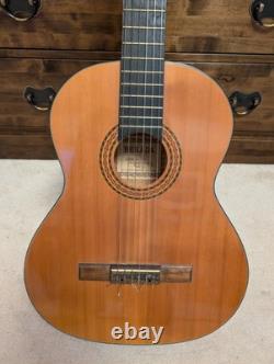 Hokada 3165 Made in Romania 1970's Acoustic By Stentor Music