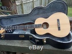 Larrivee O-01 Koa Special Edition Parlor Parlour Acoustic Guitar. Made in 2003