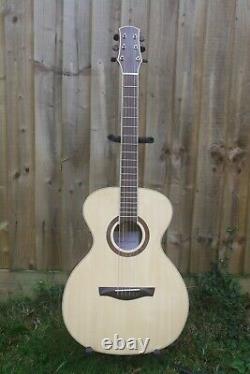 Luthier hand made Acoustic guitar