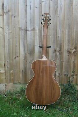 Luthier hand made Acoustic guitar