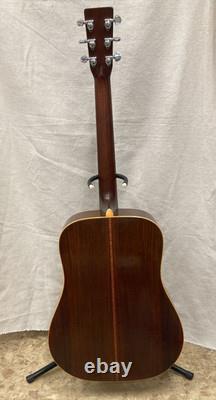 Martin D-28 / Acoustic Guitar with HC made in 1975