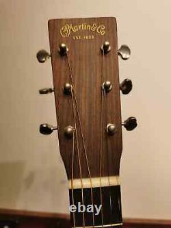 Martin Standard Series OM-21 acoustic guitar Made in USA with Hardcase
