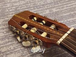 Old Guitar Concert Guitar Made In Japan