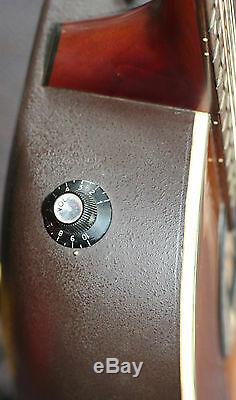 Ovation Ultra Series 1512 USA Made Fantastic Sounding Electro Acoustic Guitar