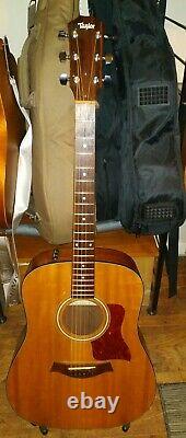 RARE Made in USA 2007 Taylor 110e Electro- Acoustic guitar with Taylor gig bag