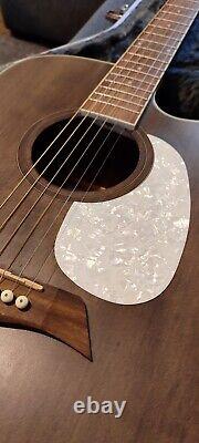 RARE VINTAGE Guitar 1979 Decibel HAND MADE Wood Body RARE French Luthier