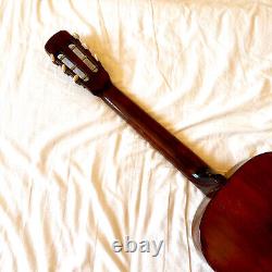 Rare Hoyer vintage guitar made in Germany in 1950s! Very cool sound! Read the ad