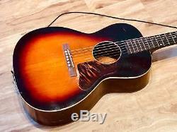 Recording King / Gibson Made Carson Robison Model K 1938 Sunburst with Case