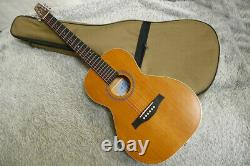 Seagull Coastline Grand Ebony Parlour Acoustic Guitar Solid Ceder Made in Canada