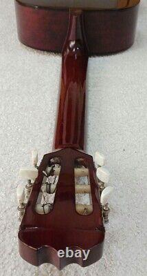 Suzuki Classical Acoustic Guitar C-150 Natural Made in Japan With Hard Case
