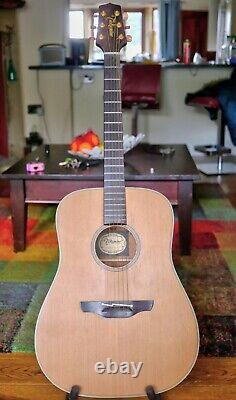 TAKAMINE EN 10 Left Handed, Original Takamine Hard Case Made in Japan. 1990