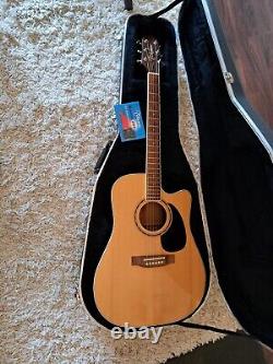 Takamine FD360SC + Suitcase Made in Japan