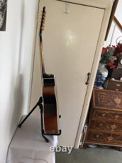 Takamine P-6 (hand made) Jumbo Cutaway 12 string guitar withcase. Newithnot used