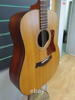 Taylor 110 Dreadnought 2007 Natural Acoustic Guitar Made in America