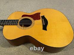 Taylor Acoustic Guitar 214 USA made all Solid Wood (2005)