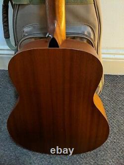 Taylor GS Mini Acoustic Guitar (Parlor / Travel) Made in Mexico MIM