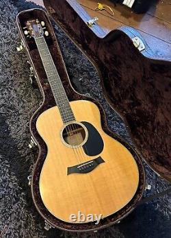Taylor Grand Symphony 2006 made in USA Sitka Spruce and Indian Rosewood