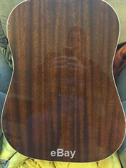 The Grammer guitar Model 30 Vintage 1967 Made In Nashville WithOriginal Case