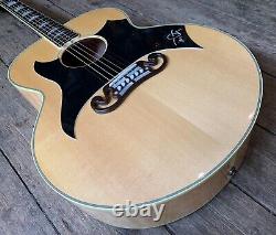 Tom Petty Gibson SJ-200 Wildflower, ONLY 100 made. Antique Natural & case
