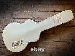 Tom Petty Gibson SJ-200 Wildflower, ONLY 100 made. Antique Natural & case