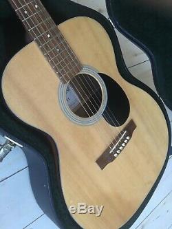 USA made Solid Wood Body Martin Acoustic Guitar OM-1
