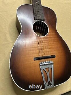 Vintage 1960's Regal Acoustic Small Body Guitar Round Neck-6 Strings-Made in USA