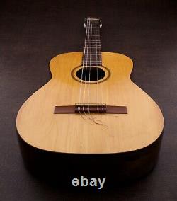 Vintage 1962 Goya G-10 Rare Classical Guitar Made in Sweden with Case