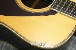 Vintage 1970's YAMAHA Custom L-6 L series Solid top/Solid back. Made in Japan