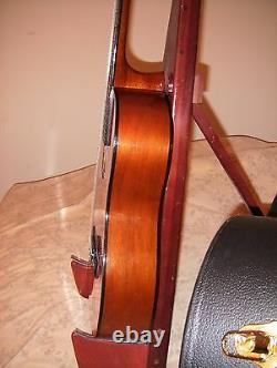 Vintage 1970s Japanese made TAKA TATG-300 Classical Guitar with BrandNew Hard Case