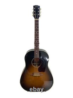 GUITARE ÉLECTROACOUSTIQUE EARLY J-45/ OHC inclus/ Fabriquée en 1999/ Sunburst